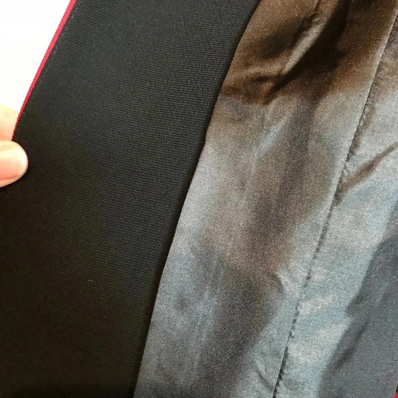 Studio I Red Blazer Size 16W & Top - Picture 4 of 5